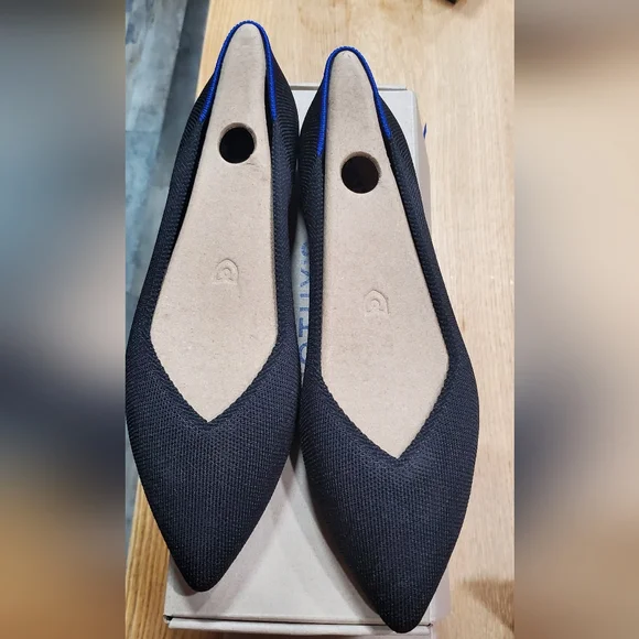 Rothy's Point flats "authentic" - Picture 2 of 3